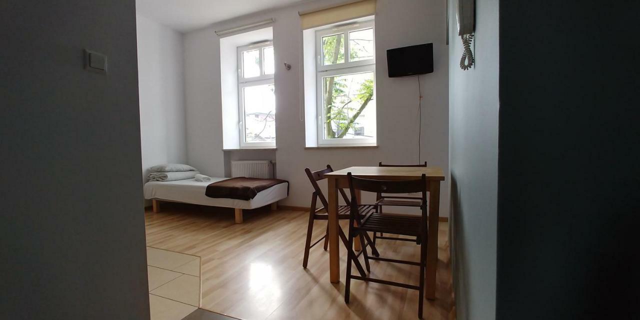 999 Aparthostel Krakov Exteriér fotografie